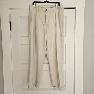 Tommy Bahama 100% beige summer silk pants wide leg pleated size 36